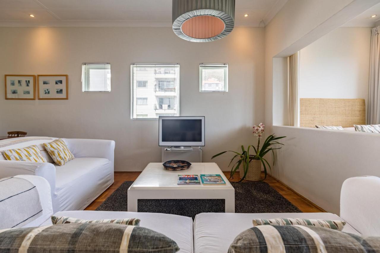 Portswood Mews - Chic White Studio Apartment Green Point Cape Town Exterior foto