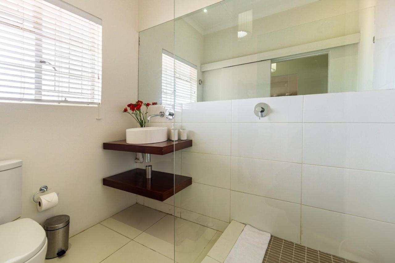 Portswood Mews - Chic White Studio Apartment Green Point Cape Town Exterior foto